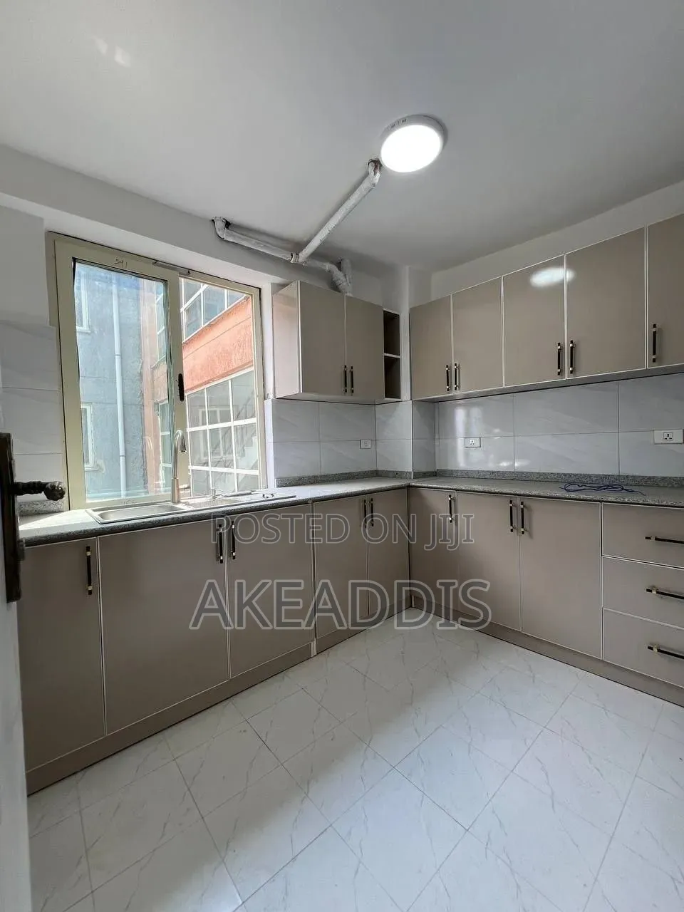 Furnished 2bdrm Condo in Bole Ayat for sale