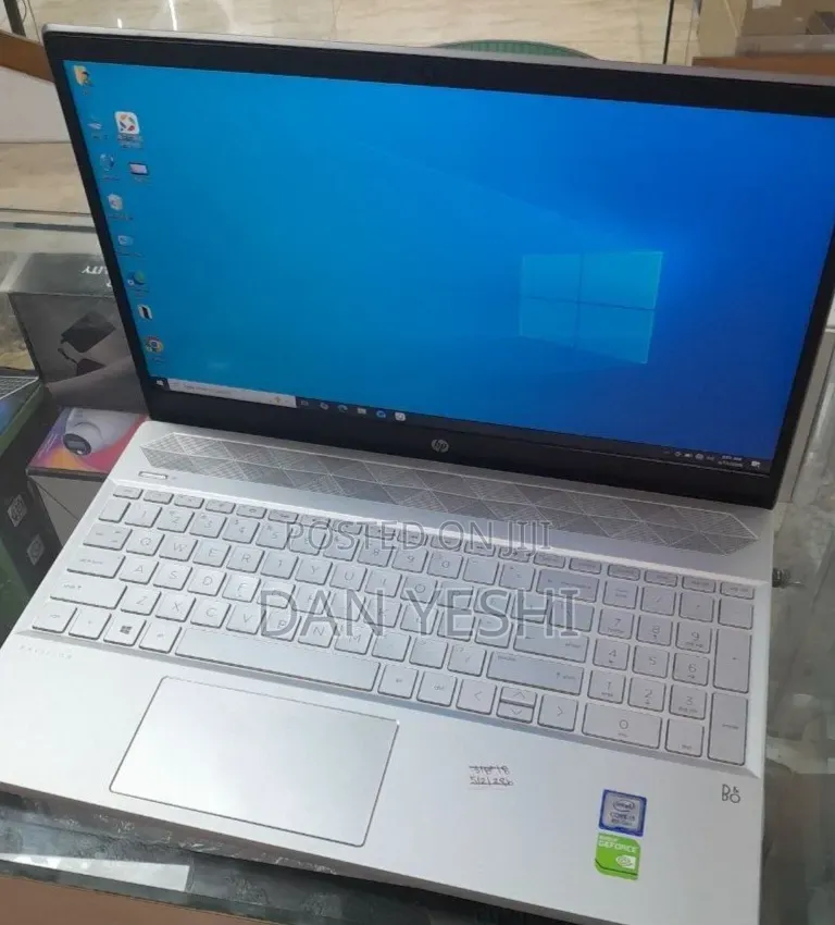 New Laptop HP Pavilion 15 16GB Intel Core i5 SSD 512GB