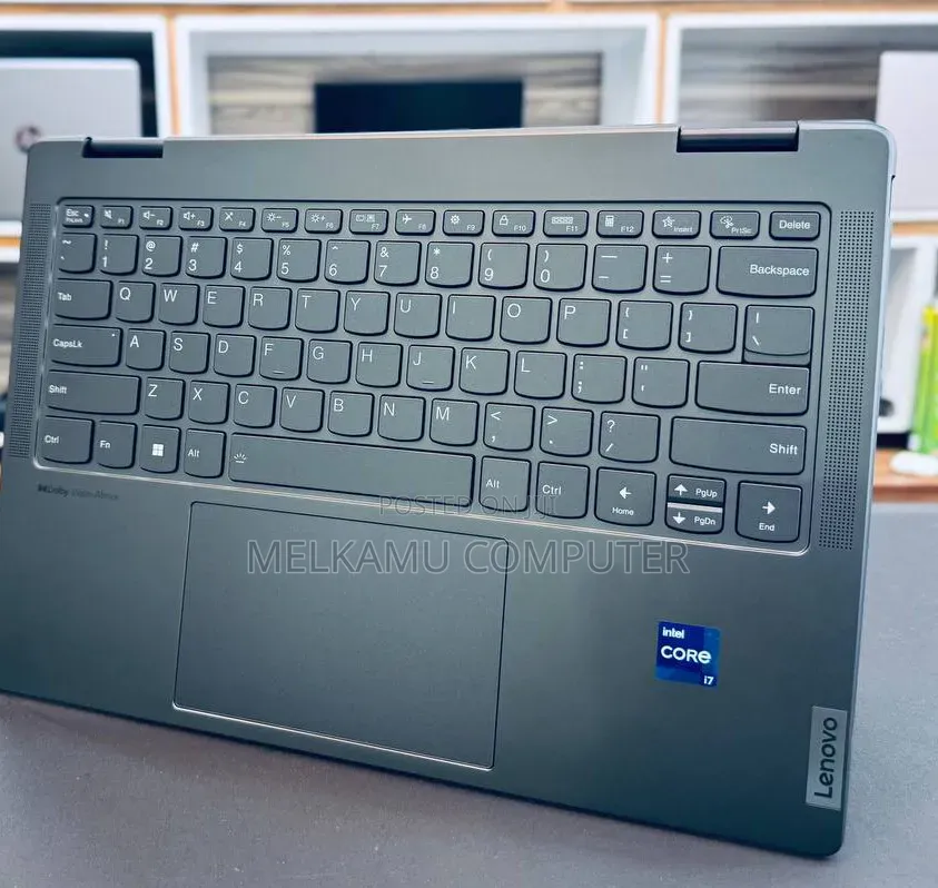 New Laptop Lenovo Yoga 7i 16GB Intel Core i7 SSD 512GB