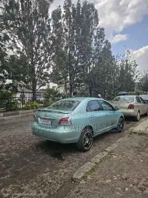 Toyota Yaris 2008 Green