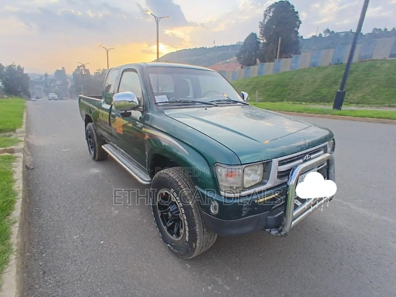 Toyota Hilux 1999 Green