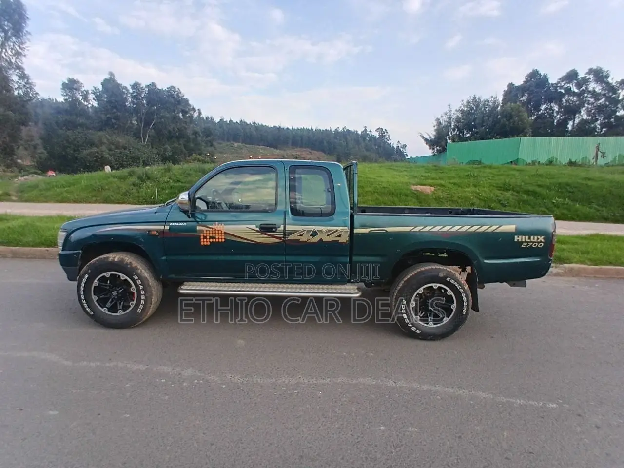 Toyota Hilux 1999 Green