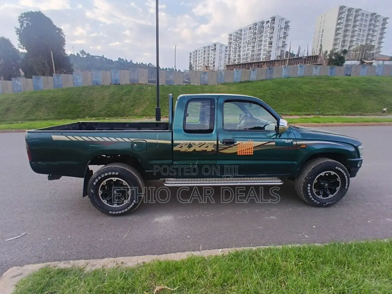 Toyota Hilux 1999 Green