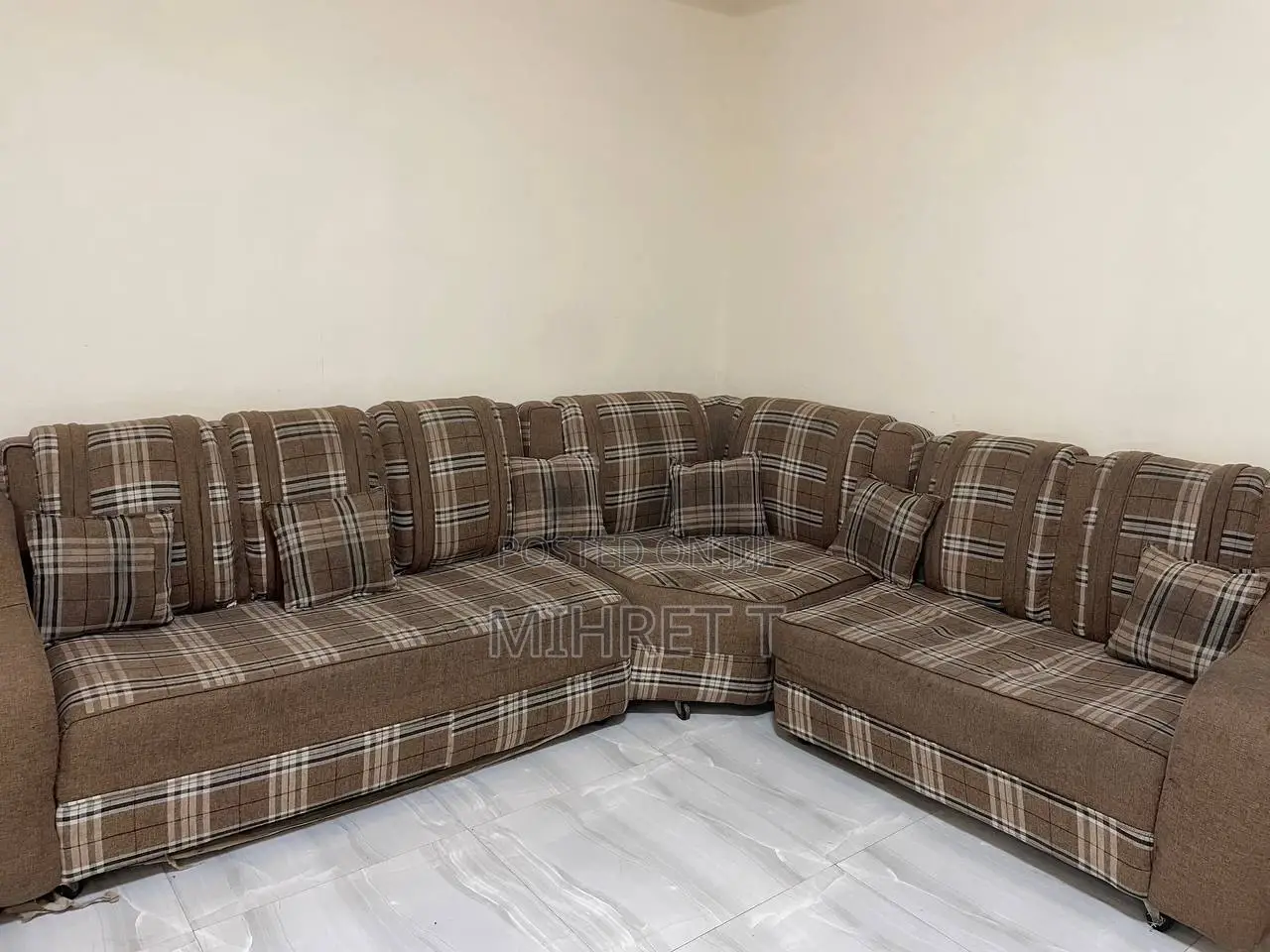 ሶፋ L Shape Sofa