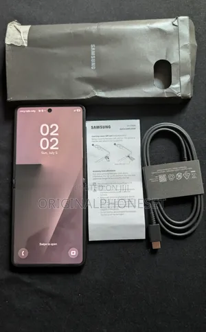 New Samsung Galaxy Z Flip7 512 GB Black