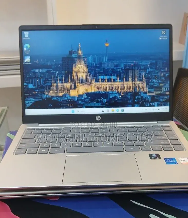 New Laptop HP Stream Notebook 16GB Intel Core i7 SSD 1T