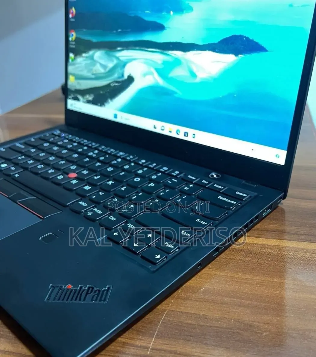 New Laptop Lenovo ThinkPad X1 Carbon 8GB Intel Core i5 SSD 256GB