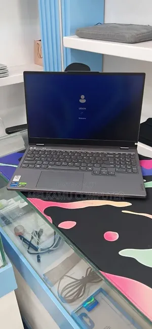 New Lenovo Legion Y7000P IRX9 Gaming Laptop 24GB Intel Core i7 SSD 1T