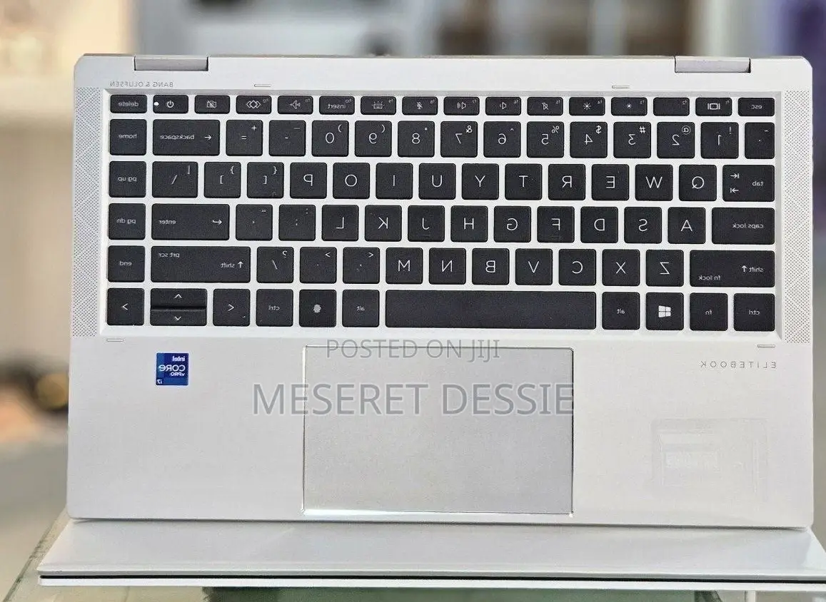 New Laptop HP EliteBook 1040 G8 16GB Intel Core i7 SSD 512GB