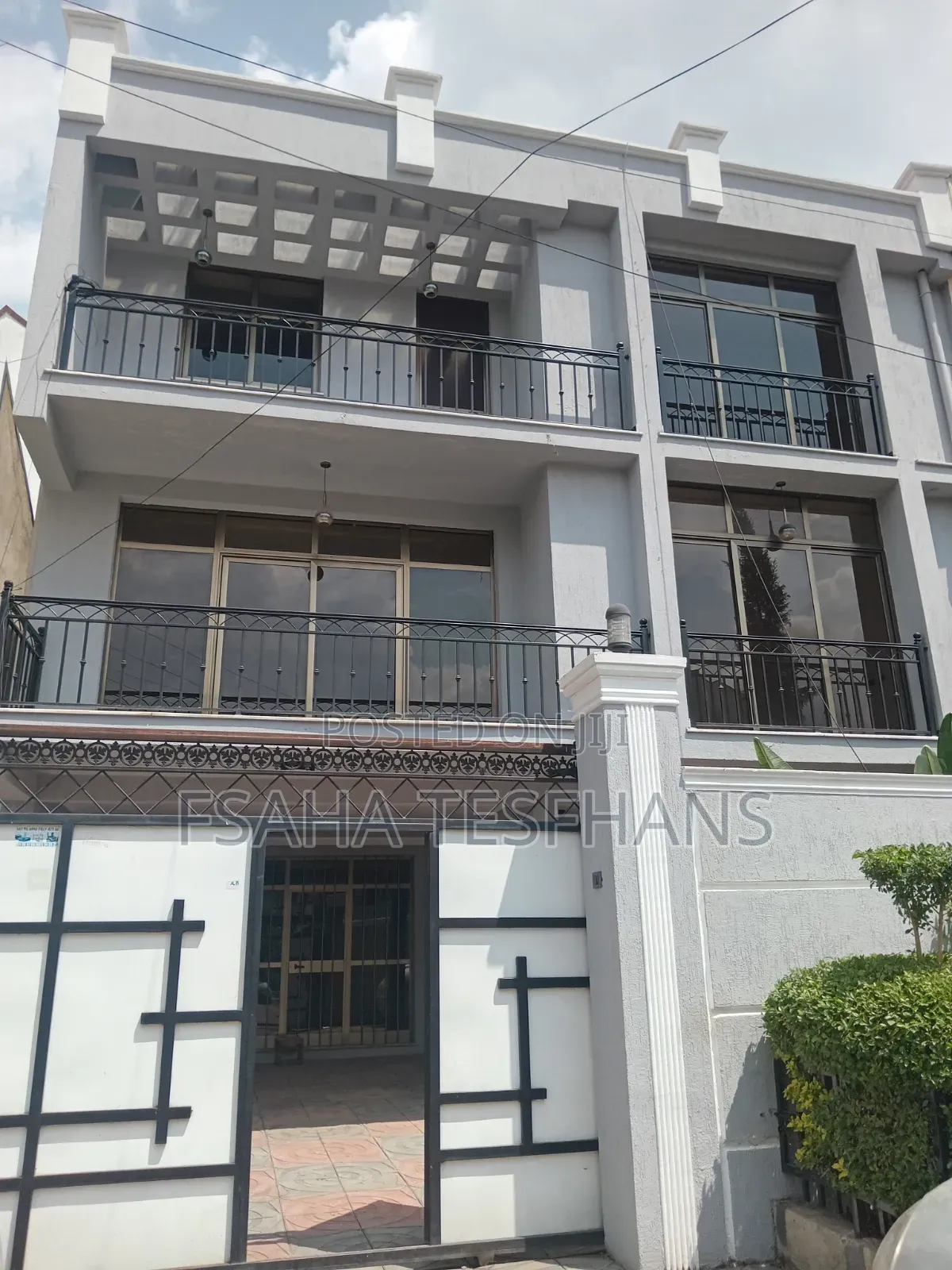 4bdrm House in G+2, Bole for rent
