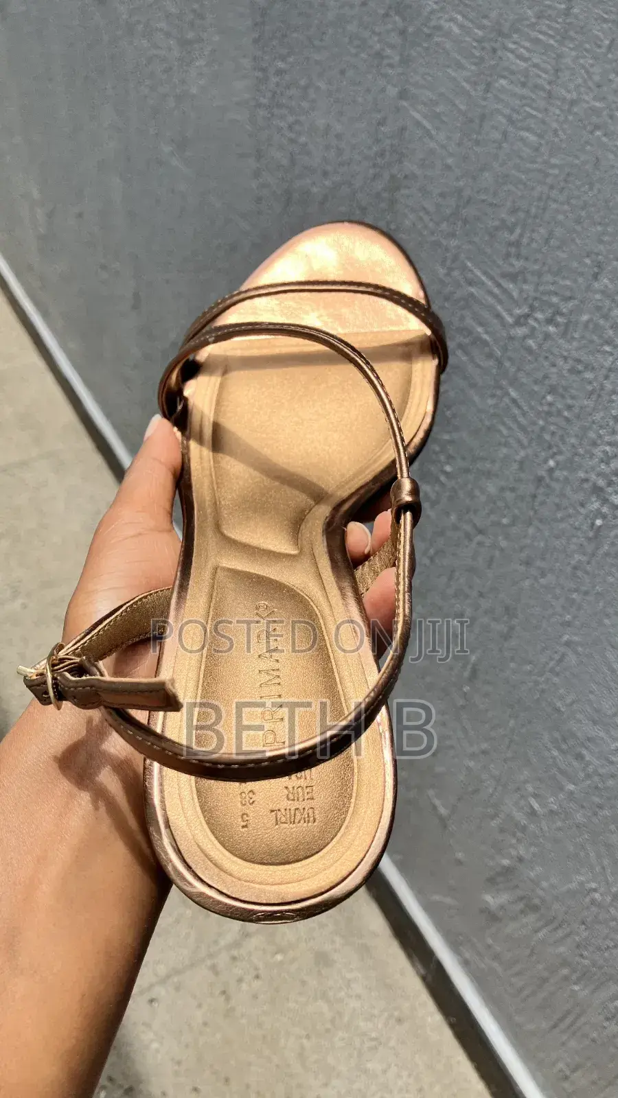 Women's Shoe