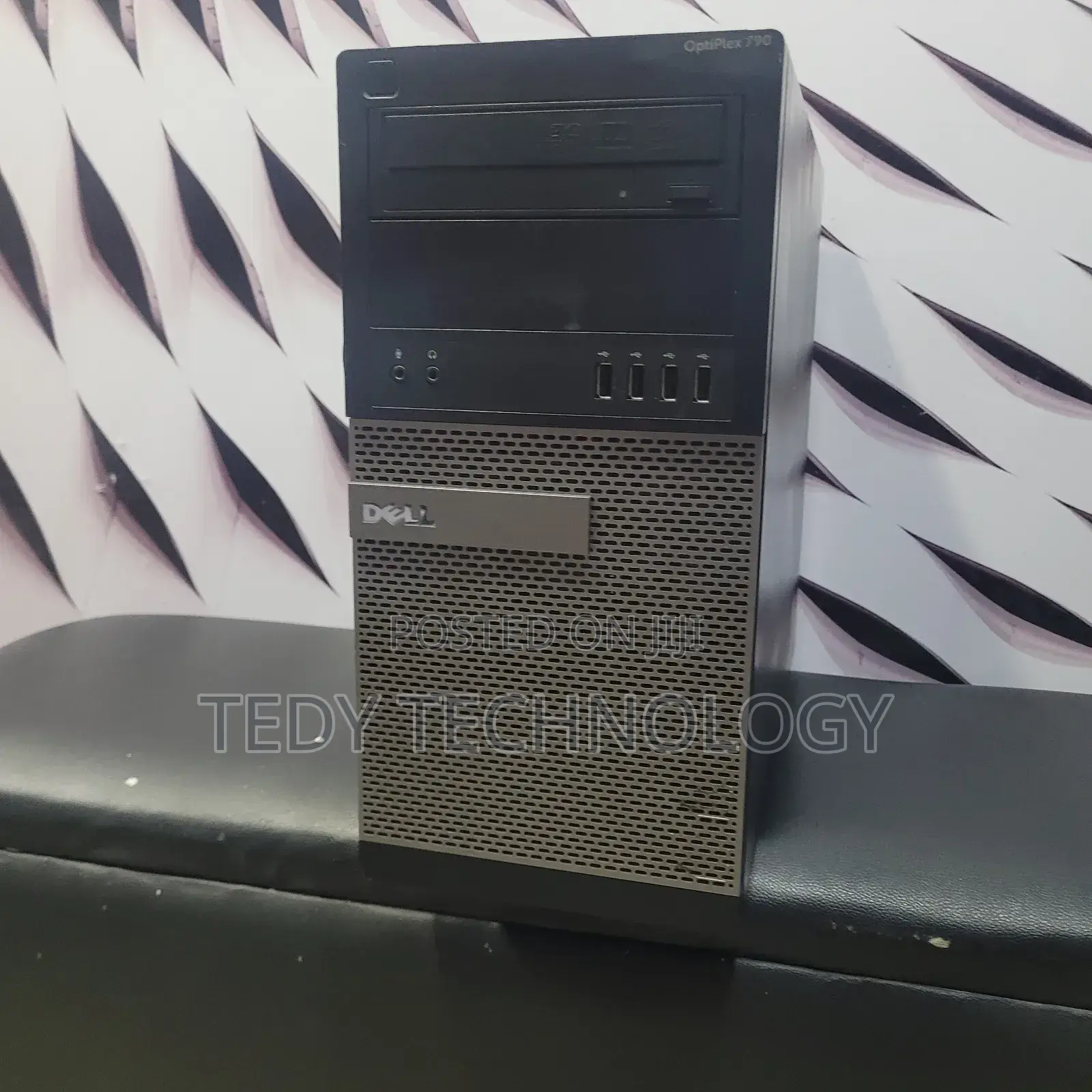 Desktop Computer Dell OptiPlex 790 4GB Intel Core i3 HDD 500GB
