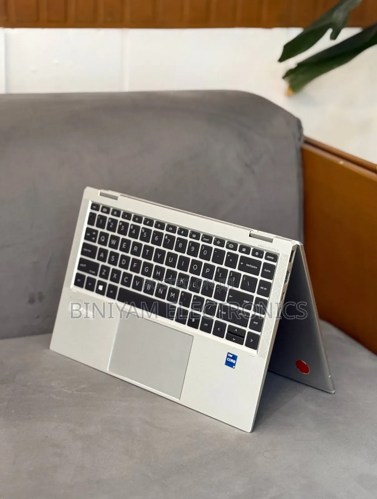 New Laptop HP EliteBook 1040 G8 32GB Intel Core i7 SSD 512GB