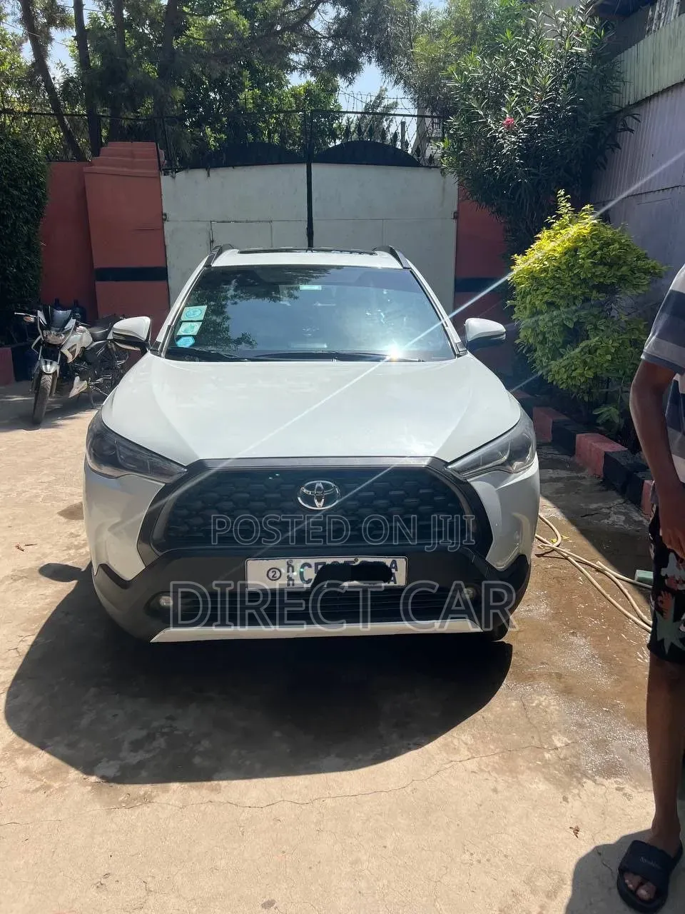Toyota Corolla Cross Hybrid 2023 White
