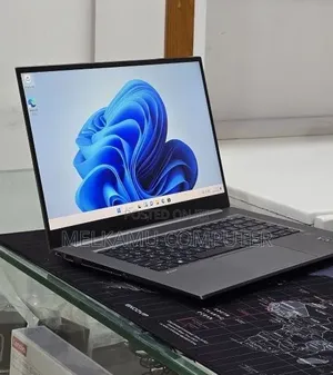 New Laptop HP ZBook 15 32GB Intel Core i7 SSD 512GB