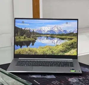 New Laptop HP ZBook 15 32GB Intel Core i7 SSD 512GB
