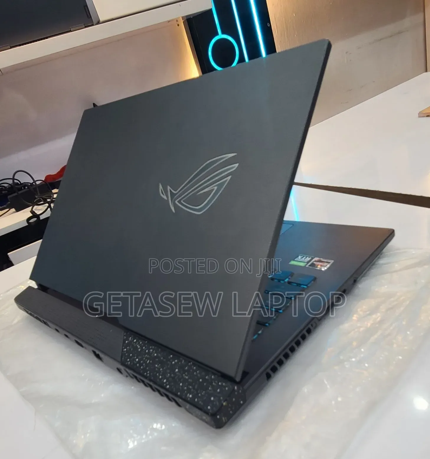 New Laptop Asus ROG Strix G15 16GB AMD Ryzen 7 SSD 512GB