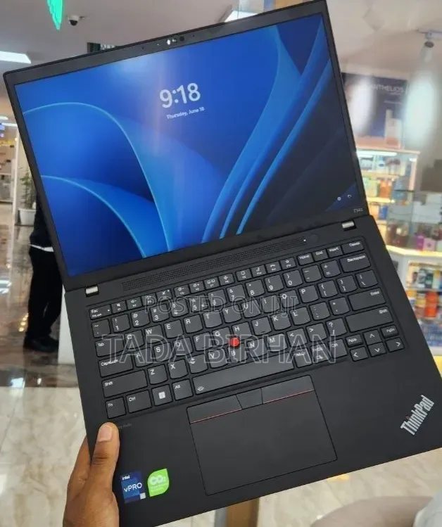 New Laptop Lenovo ThinkPad T14s G4 16GB Intel Core i7 SSD 1T