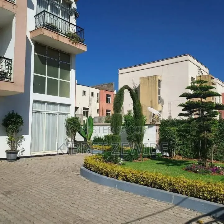 Furnished 6bdrm House in Kibert Zewdie, Yeka for sale