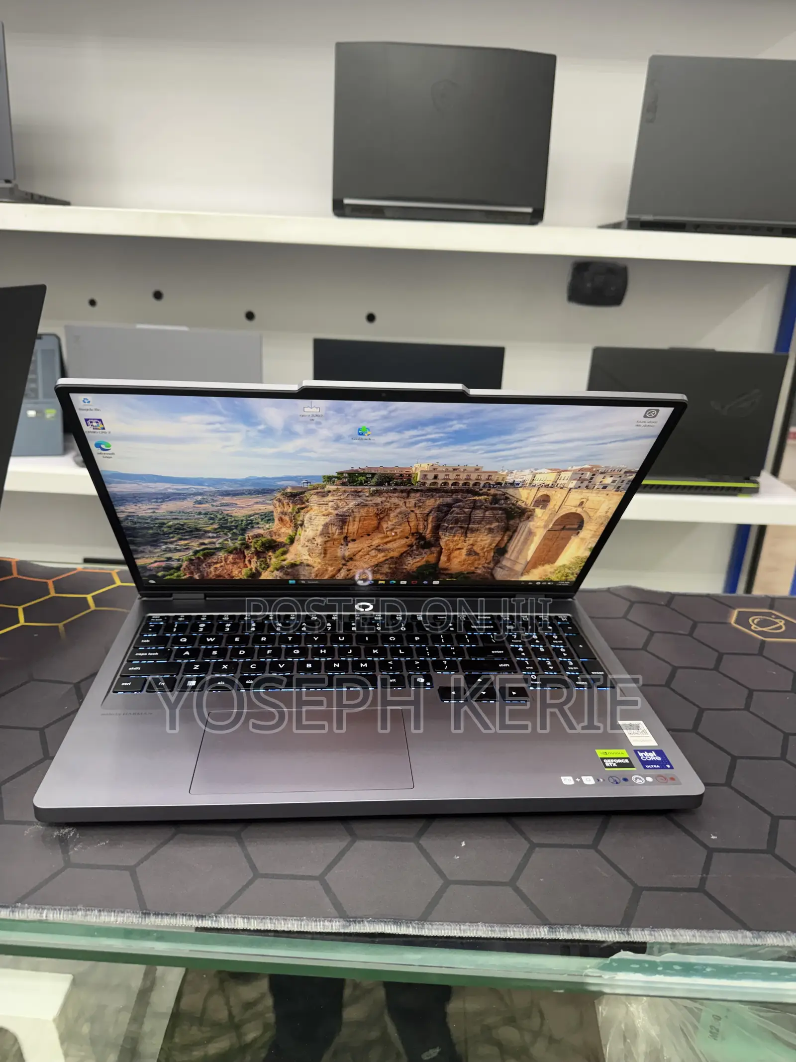 New Laptop Lenovo Legion 5 32GB Intel Core Ultra 9 SSD 1T