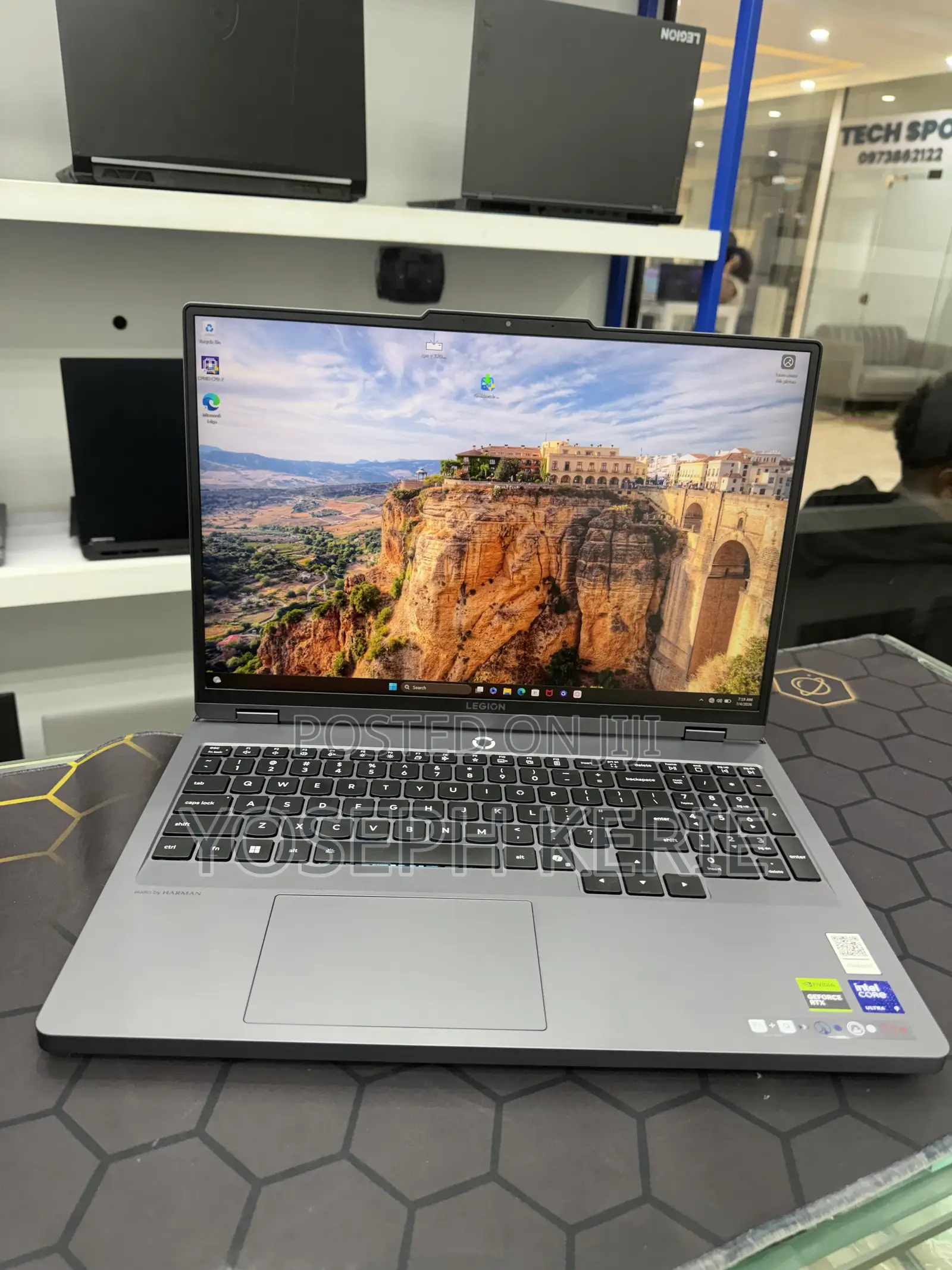 New Laptop Lenovo Legion 5 32GB Intel Core Ultra 9 SSD 1T