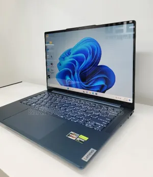 New Laptop Lenovo Yoga 7i 16GB AMD Ryzen 7 SSD 512GB