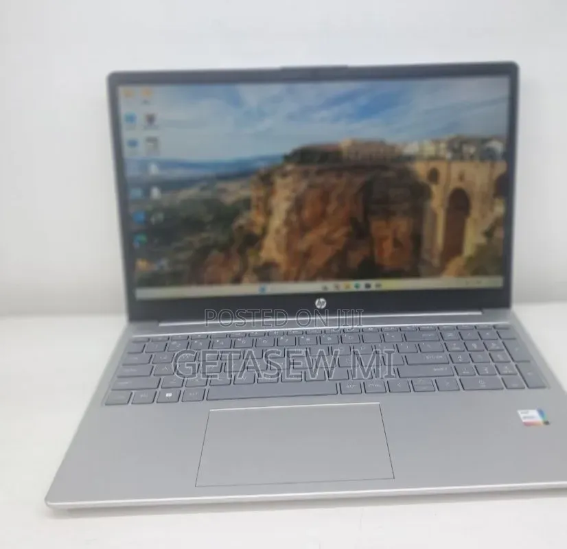 New Laptop HP Stream Notebook 16GB Intel Core i5 SSD 1T