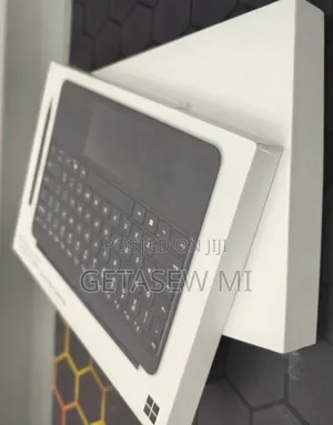 New Microsoft Surface Pro X 16GB Qualcomm Snapdragon X Plus SSD 512GB