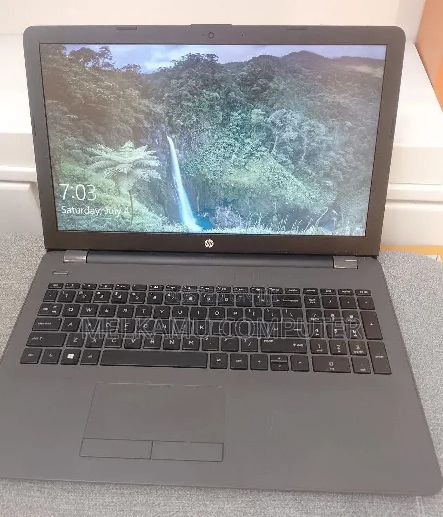 New Laptop HP Stream Notebook 8GB Intel Core i5 HDD 1T