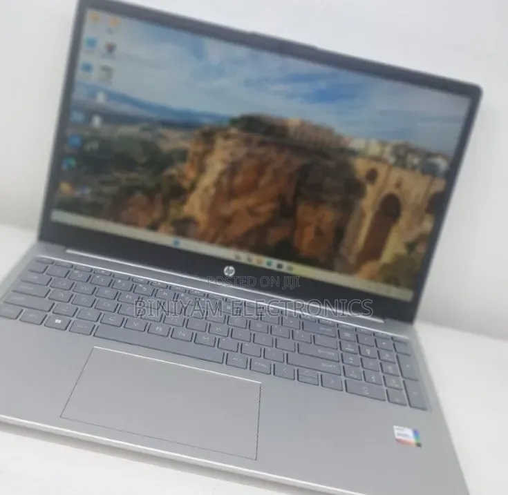 New Laptop HP Stream Notebook 16GB Intel Core i5 SSD 1T