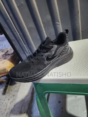 Nike Sneaker