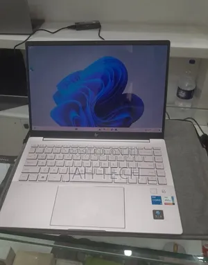 New Laptop HP Pavilion 14 16GB Intel Core i5 SSD 1T
