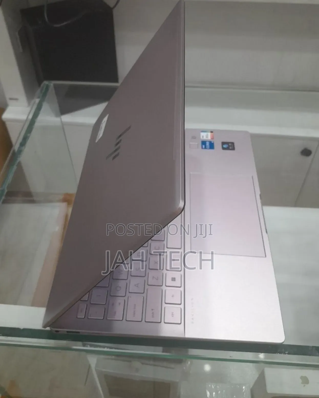 New Laptop HP Pavilion 14 16GB Intel Core i5 SSD 1T
