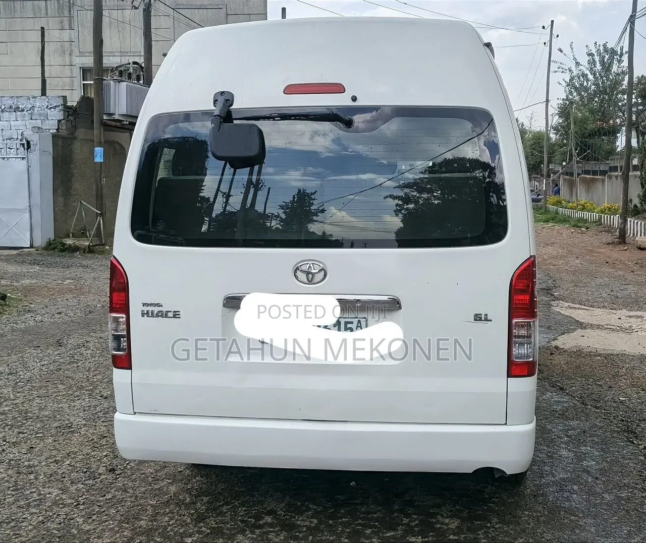 Car 2021 White
