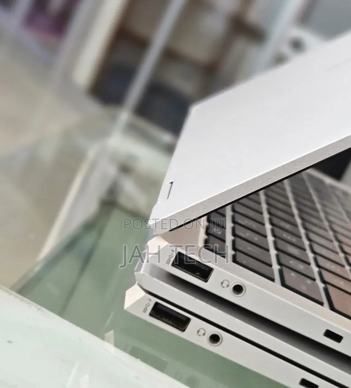 New Laptop HP EliteBook 1040 G8 16GB Intel Core i7 SSD 512GB