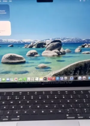 New Laptop Apple MacBook Pro 2019 32GB Intel Core i9 SSD 512GB
