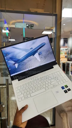 New Laptop HP Victus 16 16GB Intel Core i7 SSD 1T