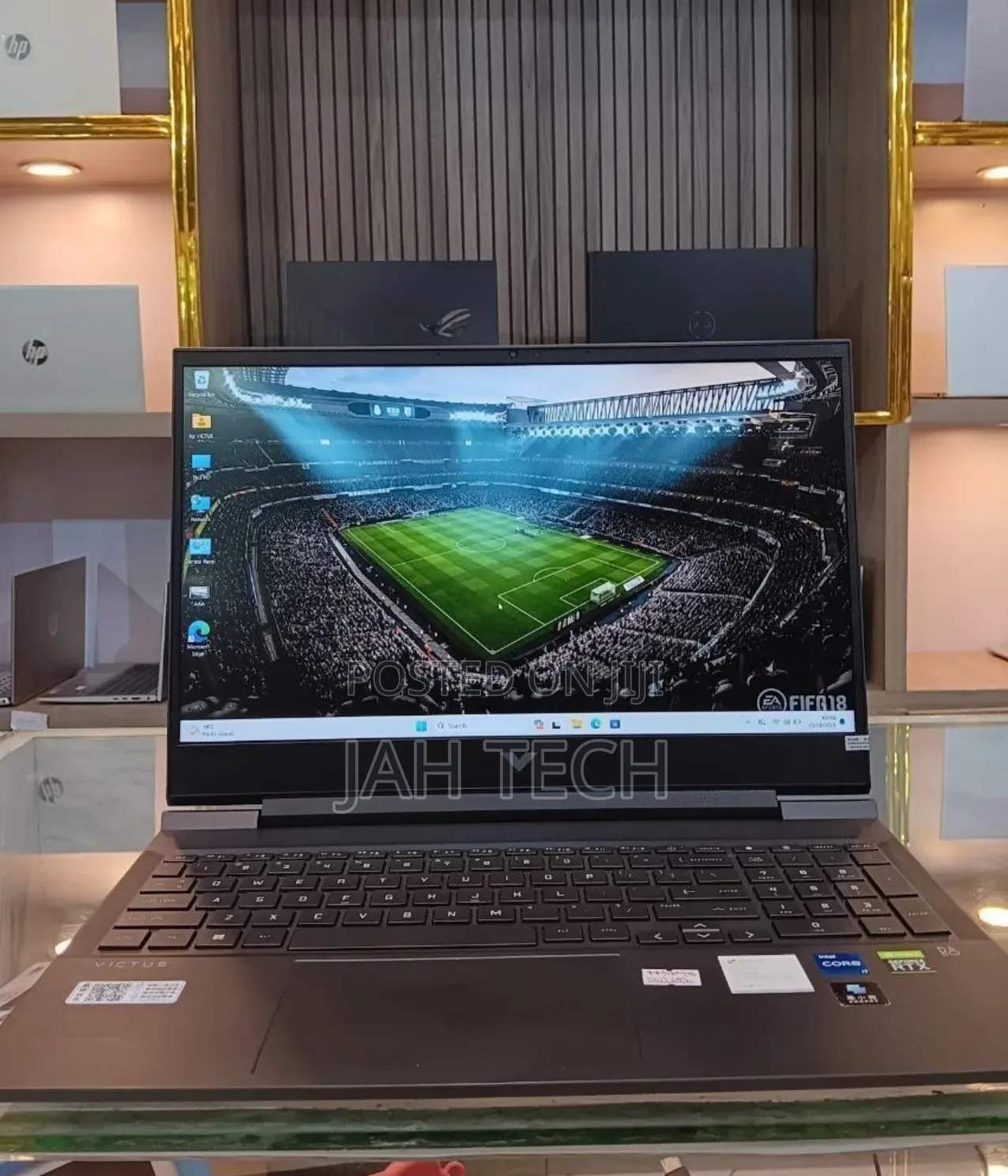 New Laptop HP Victus 16 16GB Intel Core i7 SSD 1T