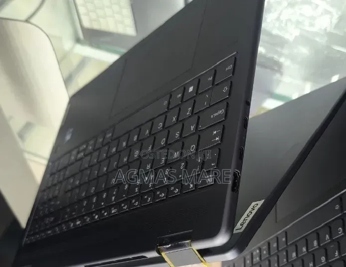 New Laptop Lenovo ThinkPad Yoga 16GB Intel Core Ultra 7 SSD 512GB