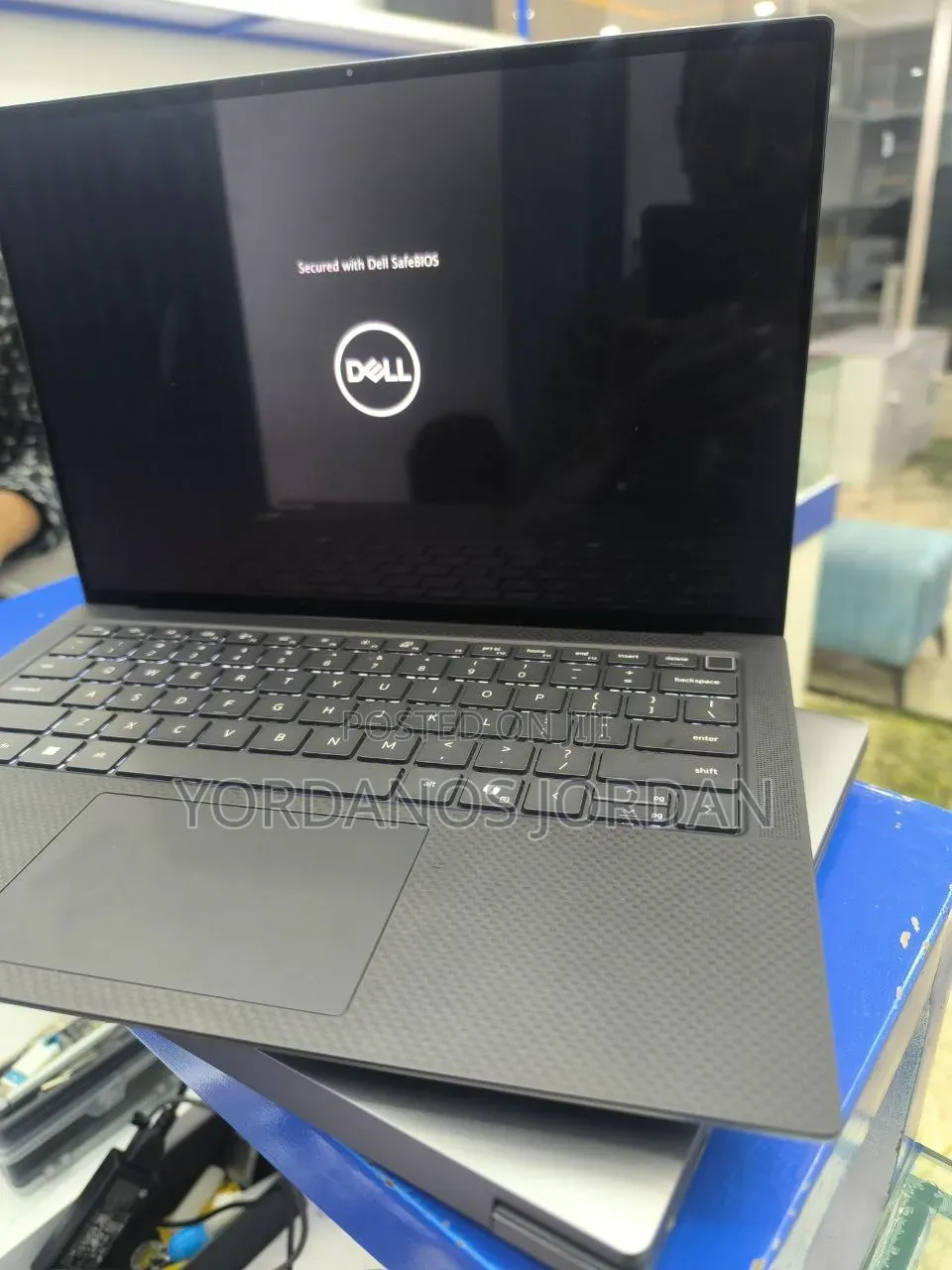 New Laptop Dell Precision 5490 32GB Intel Core Ultra 9 SSD 1T