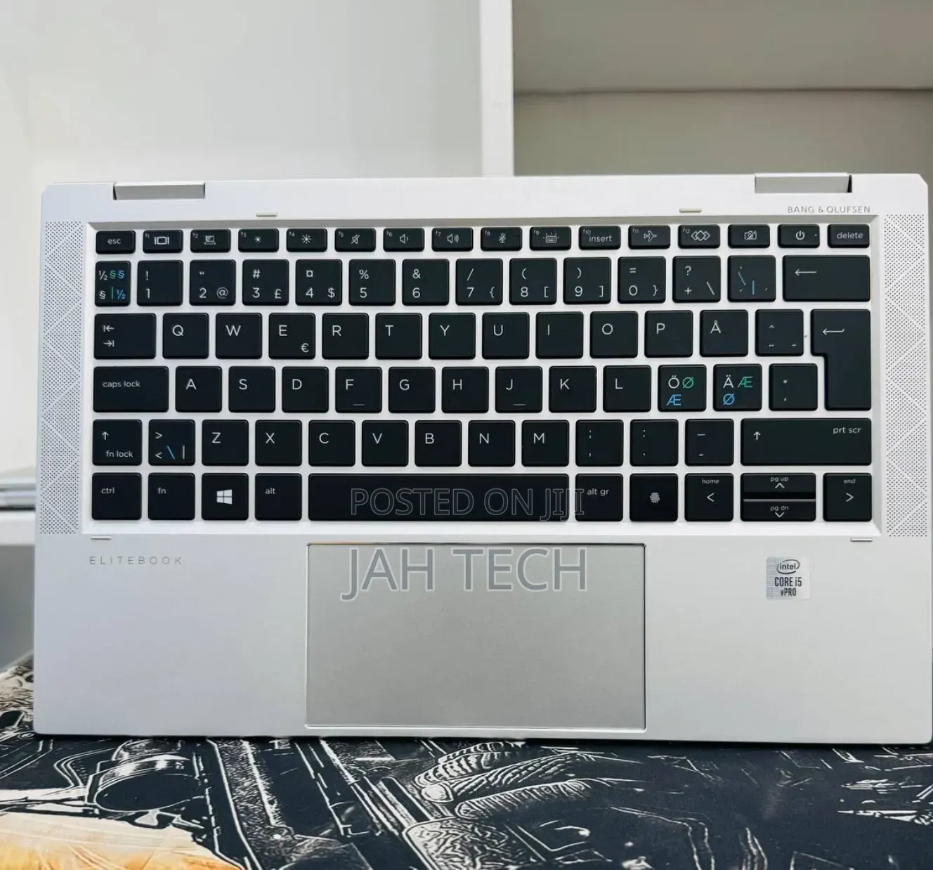 New Laptop HP EliteBook x360 1030 G7 16GB Intel Core i5 SSD 512GB