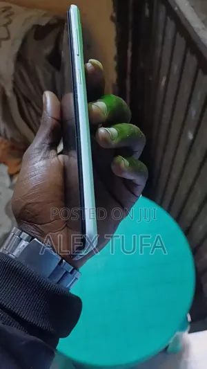 Samsung Galaxy A30 64 GB White