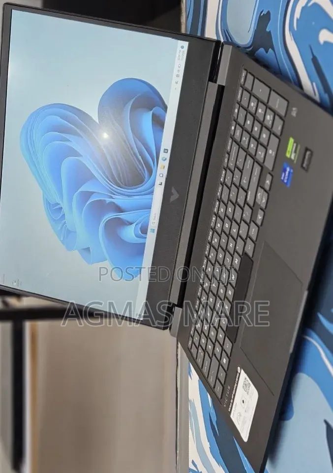 New Laptop HP Victus 16 16GB Intel Core i7 SSD 1T
