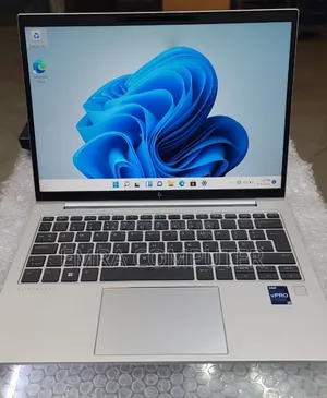 New Laptop HP EliteBook 830 G9 16GB Intel Core i5 SSD 512GB