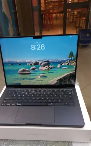 New Laptop Apple MacBook Pro 2025 M5 16GB Apple M5 Pro SSD 512GB