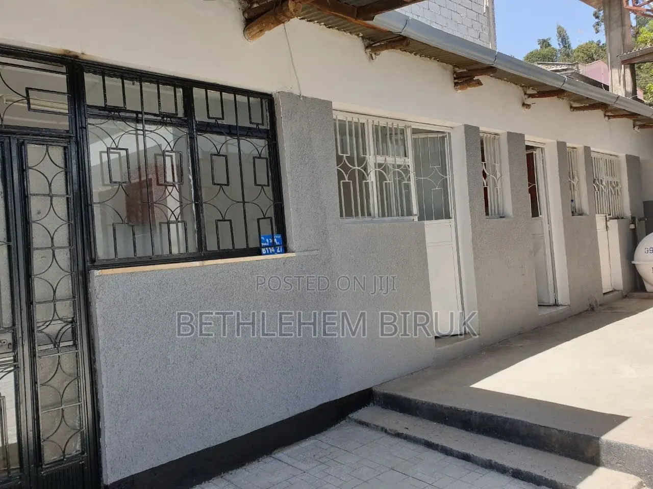 3bdrm House in Yeka for sale