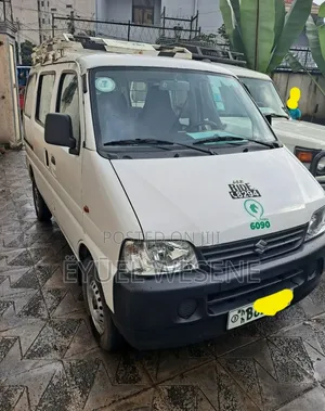 Suzuki Eeco 2024 White