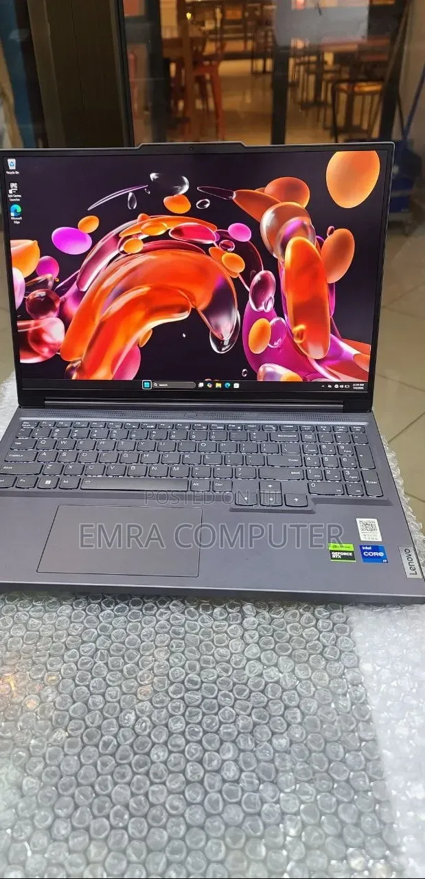 New Laptop Lenovo 16GB Intel Core i7 SSD 1T
