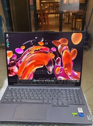 New Laptop Lenovo 16GB Intel Core i7 SSD 1T