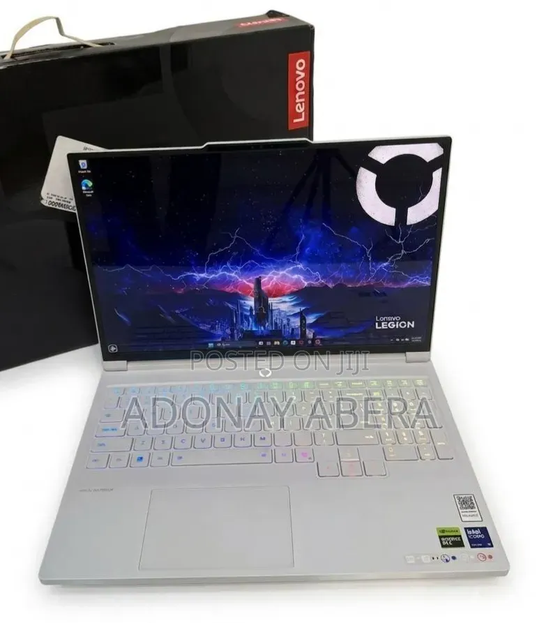 New Laptop Lenovo Lrgion 7i 32GB Intel Core Ultra 9 SSD 1T